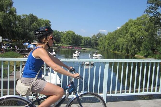 Toronto Islands Morning Bike Tour - Gibraltar Point Lighthouse stop: iconic views with a real sense of place