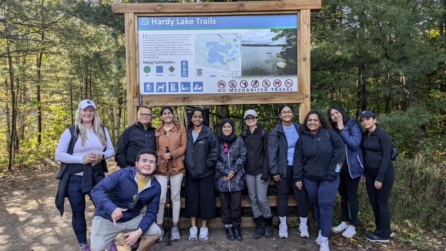 Toronto: Muskoka Cranberry Farm and Hardy Lake Hike - From Yorkdale TTC to Muskoka, how the 12-hour day feels