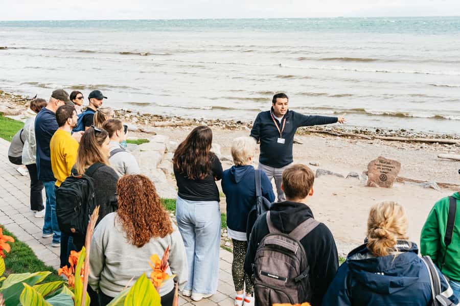 Toronto: Niagara Day Tour w/ Niagara on the Lake & Boat Ride - Key highlights to watch for