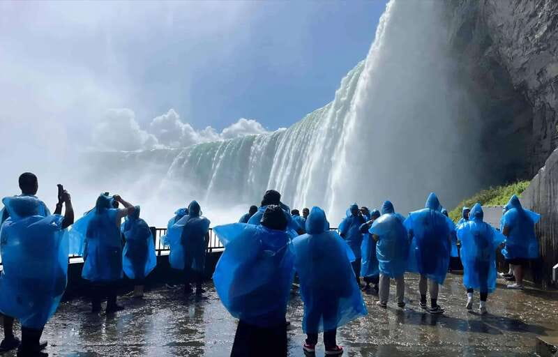 Toronto: Niagara Falls, Boat Ride & Journey Behind the Falls - A smart pickup plan from Toronto and Mississauga
