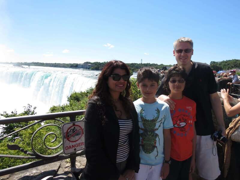Toronto: Niagara Falls Day Tour with Boat Option - Niagara Falls in 3 Hours: Your Own Pace, Your Best Photos