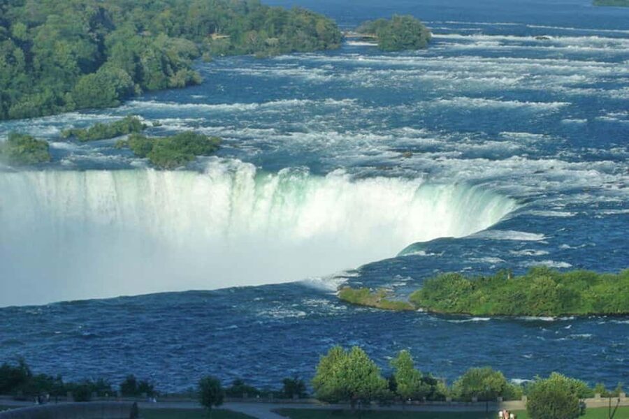Toronto: Niagara Falls Day Tour with Boat Option - Niagara-on-the-Lake: A Different Side of Niagara Country