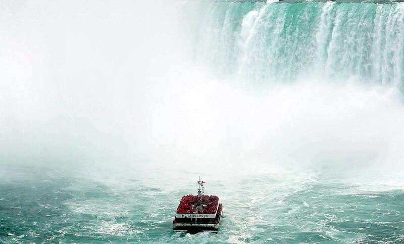 Toronto: Niagara Falls Day Tour with Boat Tour Option - Hornblower Cruise for a 30-minute close-up of the falls