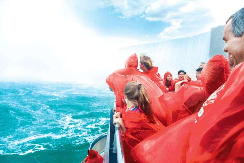 Toronto: Niagara Falls Day Tour with Niagara City Cruise - From Toronto to Niagara, without the stress
