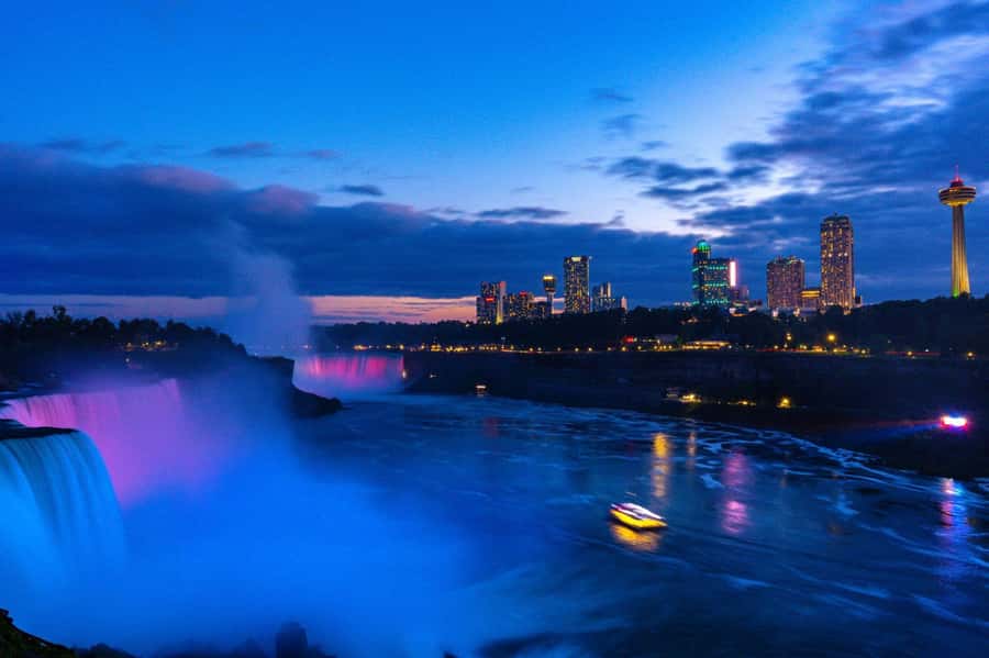 Toronto: Niagara Falls Evening Tour with Fireworks - Key Points You Should Know Before You Go