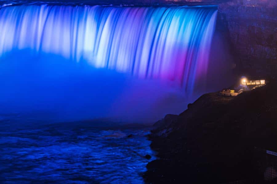 Toronto: Niagara Falls Evening Tour with Fireworks - Table Rock Welcome Centre: Where Golden Hour Turns the Falls Into a Light Show