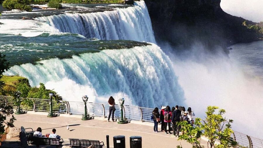 Toronto, Niagara Falls & Thousand Islands 3-day Tour from NY - Should you book this 3-day Niagara, Toronto, and Thousand Islands tour?