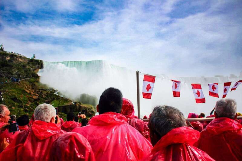Toronto: Niagara Falls Tour with Cruise and Behind The Falls - Key reasons this Niagara Falls tour works