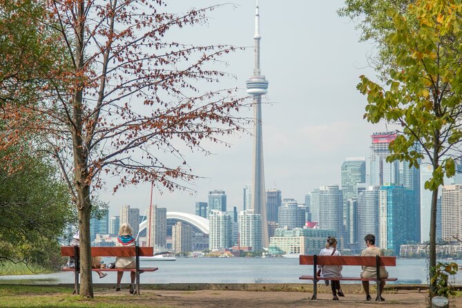 Toronto: Private Walking Tour with a Local - Why a private Lokafyer walk feels different than a standard tour