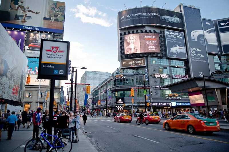 Toronto: Small Group Night Tour with Harbour Boat Cruise - Price and Value: Is $72 Worth It?