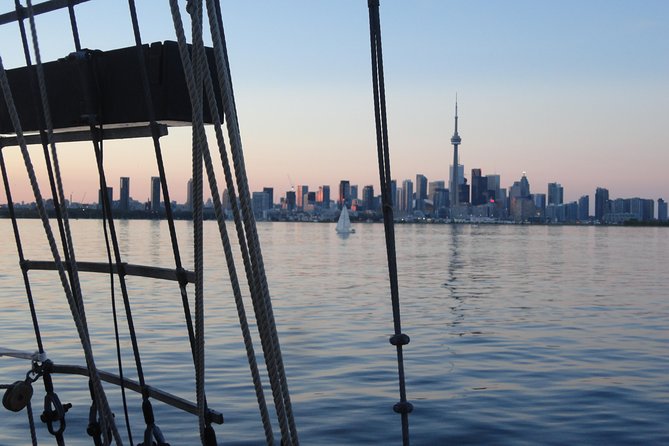 Toronto Tall Ship Boat Cruise - Raising sails on a 1930s schooner, and what you can realistically do