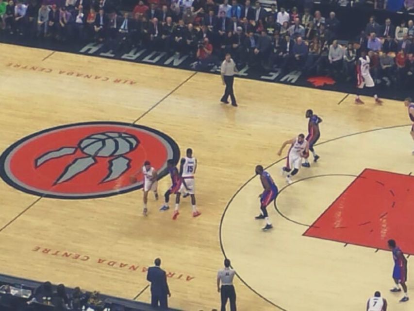 Toronto: Toronto Raptors NBA Game Ticket at Scotiabank Arena - Cashless Arena Reality, and the Practical Stuff That Avoids Hassle