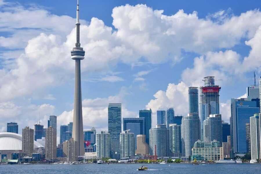 Toronto: True Tales of Toronto Harbour Audio Boat Tour - Key things to know before you go