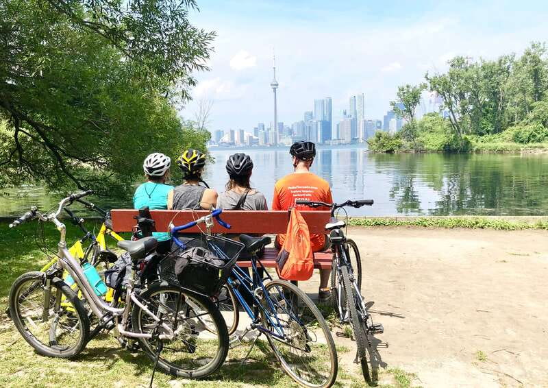 Toronto Waterfront and Islands Guided Bicycle Tour - Toronto Islands on two wheels: 75 minutes of city views