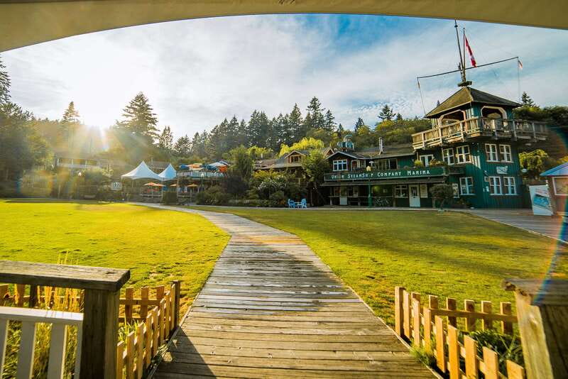 Vancouver: Bowen Island Boat Cruise with Dinner - The return cruise through Howe Sound: sunset energy and more views