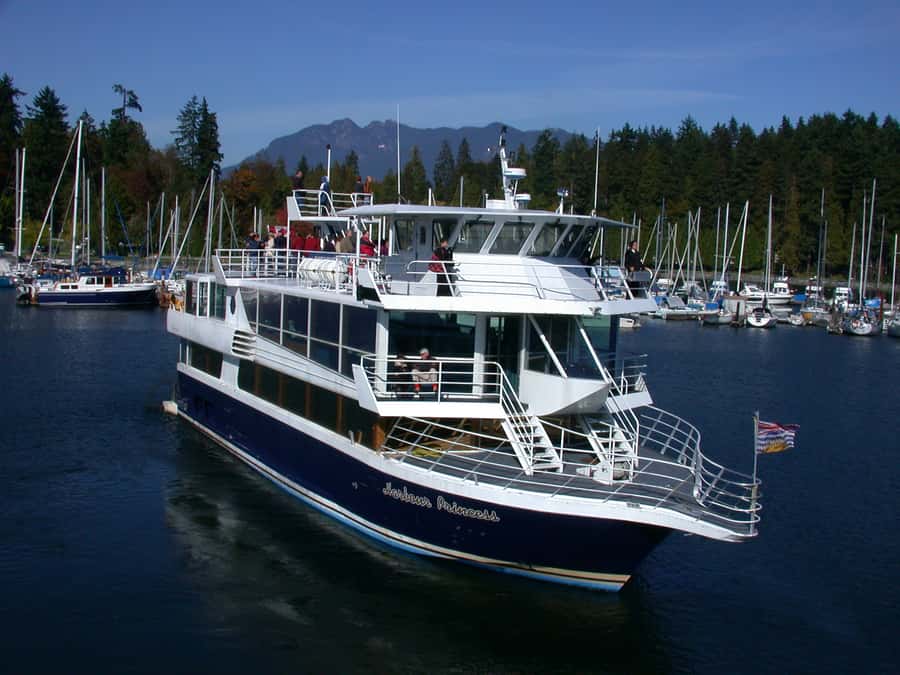Vancouver Brunch Cruise - The Open-Air Top Deck: Your Best Shot for City Skyline and Indian Arm Photos