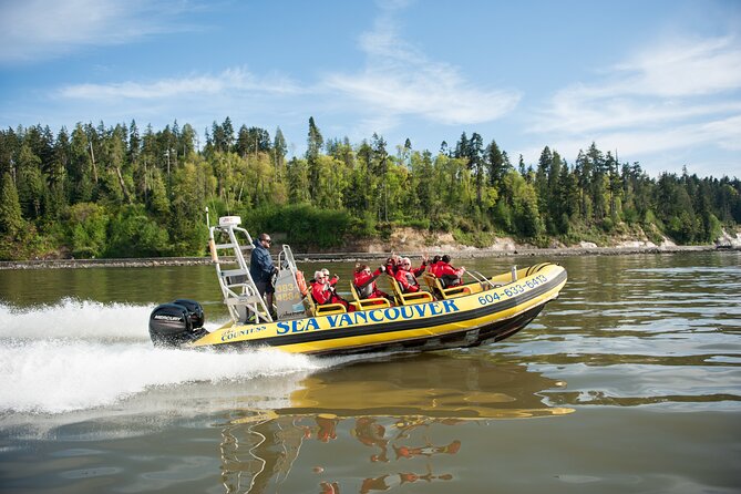 Vancouver City and Nature Waterfront Sightseeing Boat Tour - Guides are the engine: what you should expect from the narration