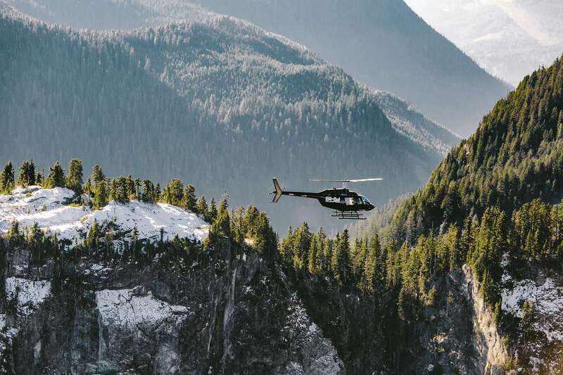 Vancouver: Coastal Mountain Landing Helicopter Tour - Key things to know before you fly