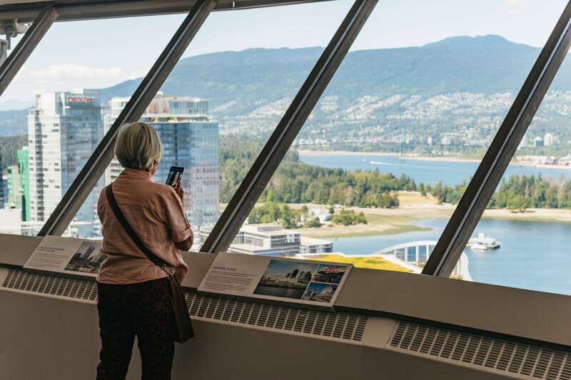 Vancouver: Entry Ticket for the Vancouver Lookout - First Stop in Vancouver: Big Views, Quick Orientation