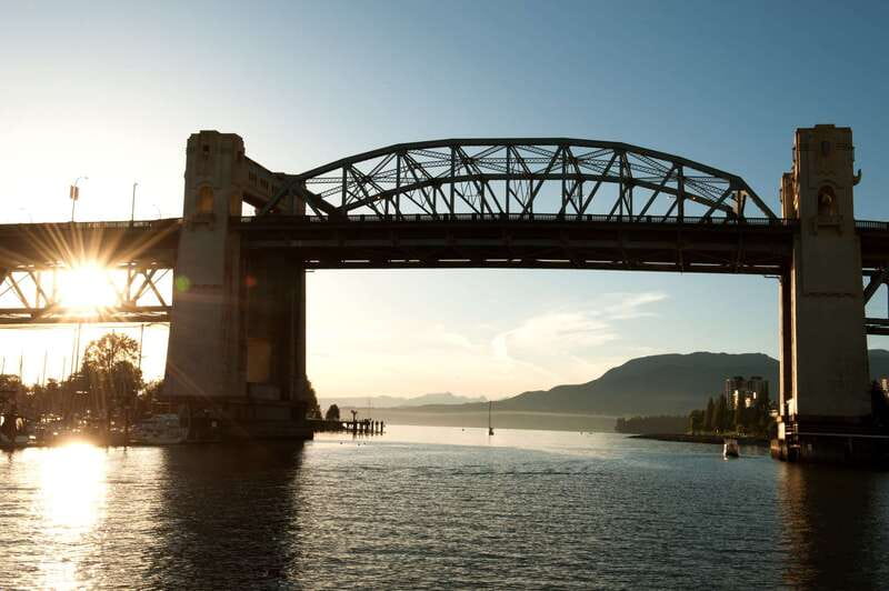 Vancouver: Evening Cruise with Dinner Buffet - Group Size, Comfort, and the “Can I Hear Myself Think?” Factor