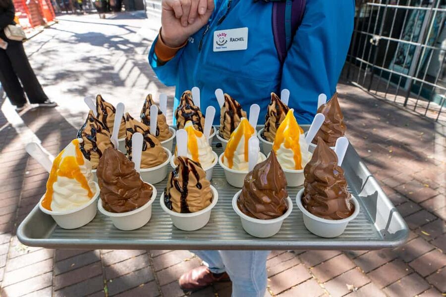Vancouver: Gastown Historical Walking Food Tour - Wine, beer, and desserts, with non-alcoholic options if you want a lighter day
