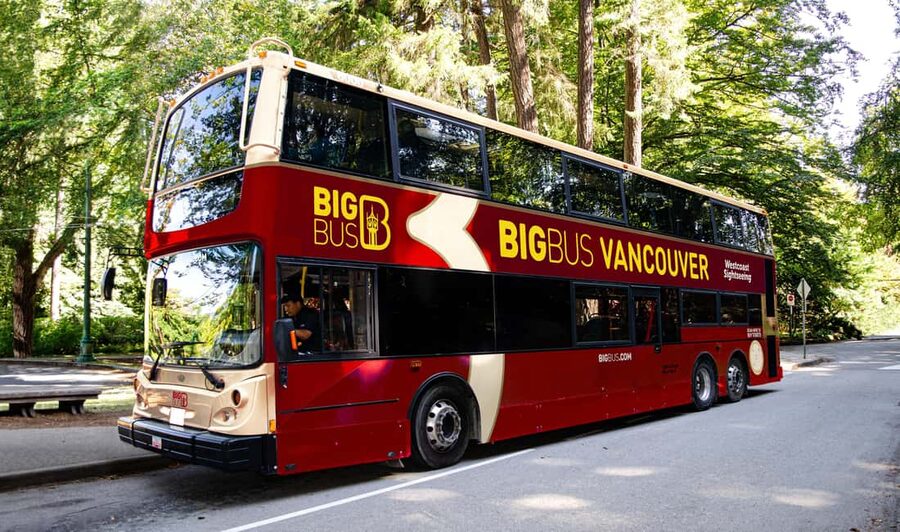 Vancouver: Hop-on Hop-off Sightseeing Tour with 10 Stops - Why this hop-on hop-off loop works for first-time Vancouver plans