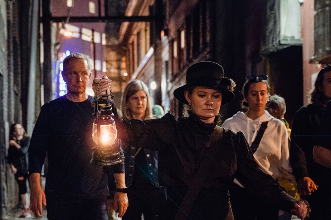 Vancouver Lost Souls of Gastown Walking Tour - Gaoler’s Mews finale and Maple Tree Square’s big-name stories