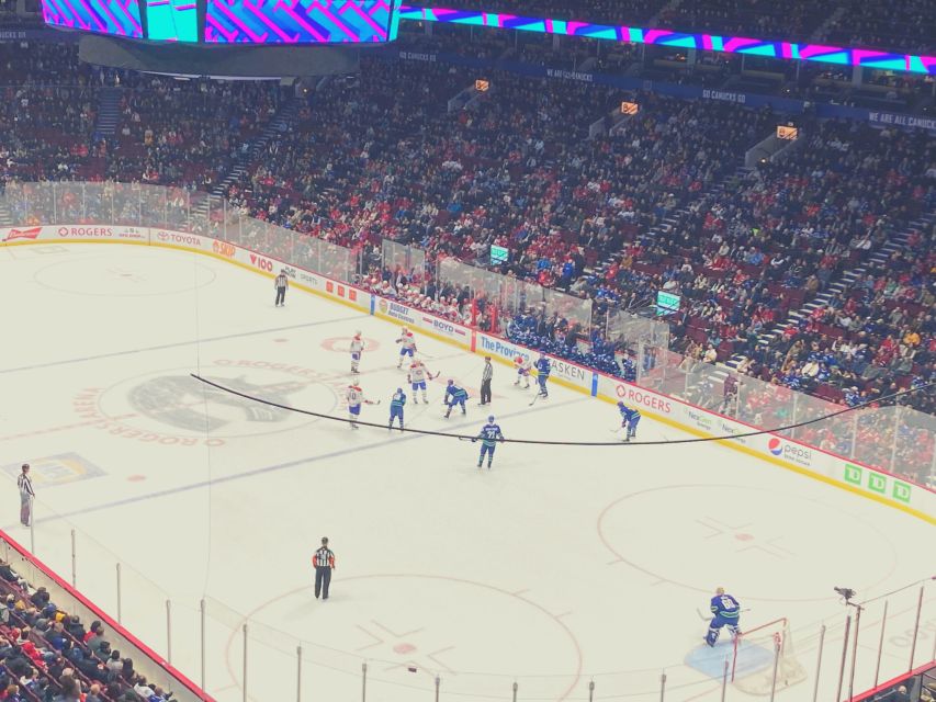 Vancouver: Vancouver Canucks Ice Hockey Game Ticket - Pregame and after-game plans around the arena