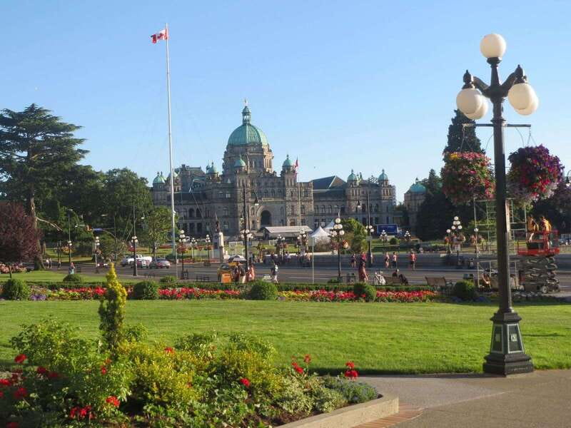 Vancouver: Victoria and Butchart Gardens by Seaplane - Who This Seaplane Day Trip Is Best For