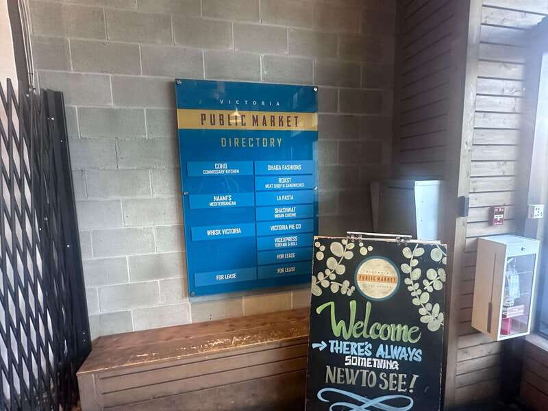 Victoria: 2-Hour Food and History Tour with Tastings - Parliament Buildings area: finishing at the Visitor Center near Inner Harbour