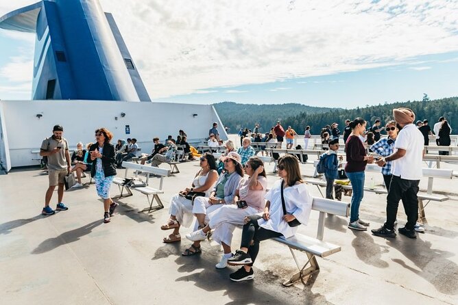 Victoria & Butchart Gardens Tour with Gulf Islands Cruise Ferry - Tour organization, coach comfort, and guide style