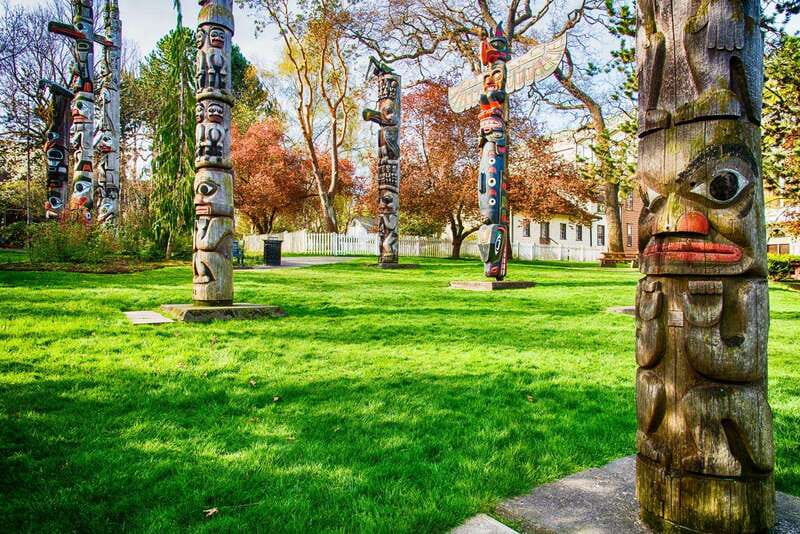 Victoria: City Highlights and Butchart Gardens Tour - Should You Book the Victoria Highlights and Butchart Gardens Tour?
