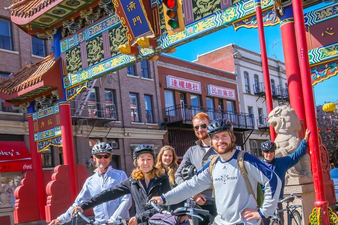 Victoria City Highlights Pedal or E-Bike Tour - Hoods & Legends - Bikes, hills, and group size: who this tour suits best