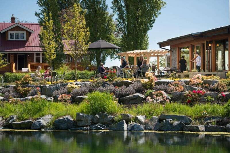 Victoria: Victoria Full Day Guided Wine Tour - Cowichan Valley from Victoria, in One Well-Planned 7 Hours