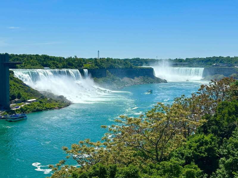 Walking Tour of Niagara Falls Canada and Hornblower Boat - Meeting at Niagara Parks Power Station, and why the location matters