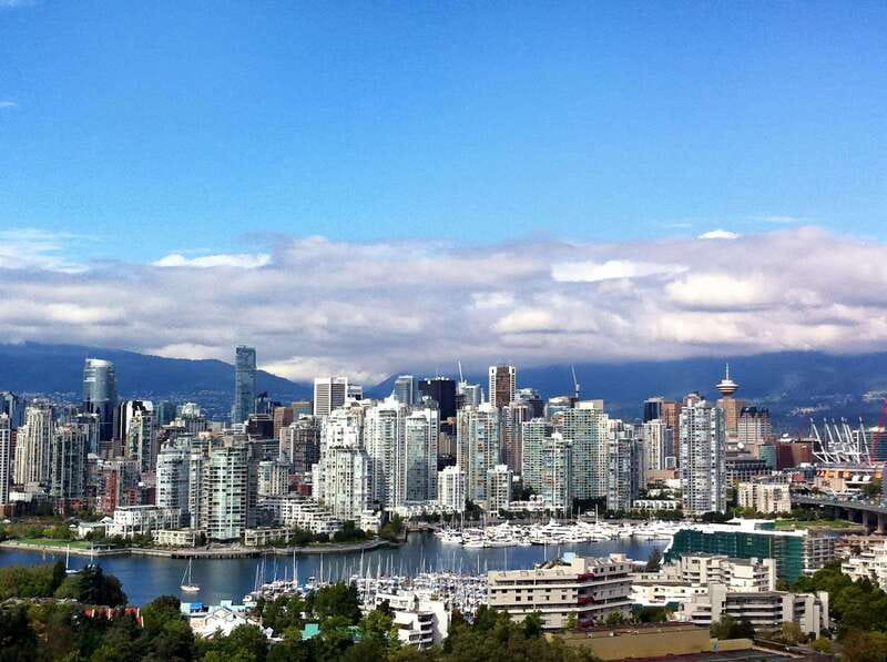 Western Canada Self-Driving Audio Guide English and German - What You Learn: Geography, Economy, History, Culture, and Hiking