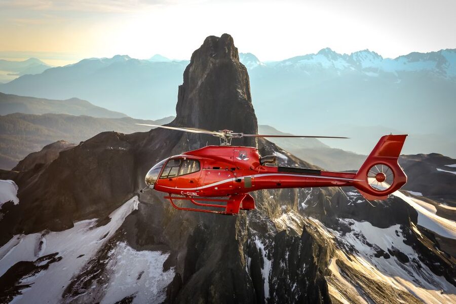 Whistler: Glacier Helicopter Tour and Mountain Landing - Whistler Blackcomb from above: why you can actually place what you see