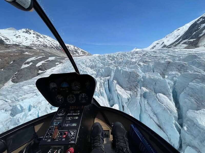 Whistler: The Sea to Sky Helicopter Tour and Glacier Landing - How the 72-minute helicopter timing really feels in Whistler