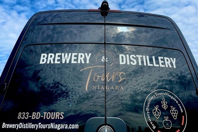 Wine, Beer, Cider, Spirit - Something for Everyone Tour - The guides and the group feel, from humor to weather adjustments