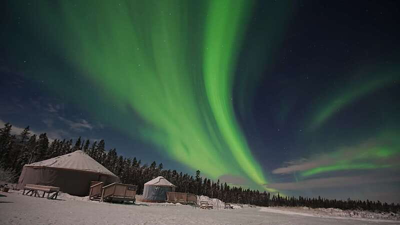 Yukon: Aurora Borealis Late Night Viewing Tour - Getting Picked Up at the Sternwheeler Hotel, Then Head Out