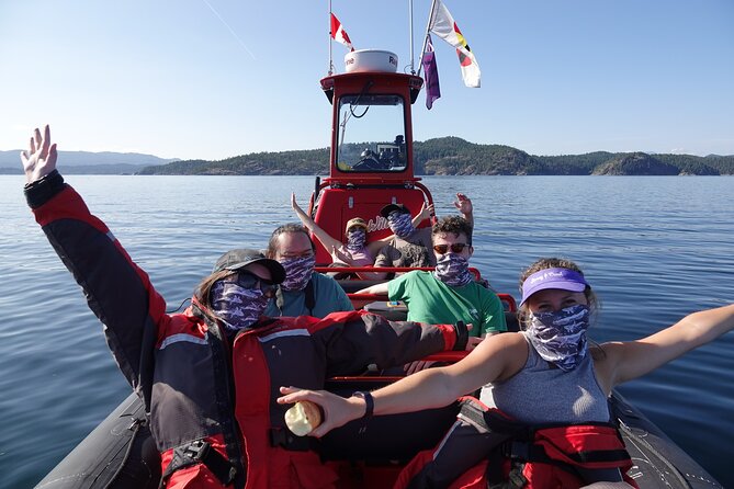 Zodiac Boat Whale and Wildlife 4-Hour Tour from Campbell River - Comfort tips I’d use before you step on board
